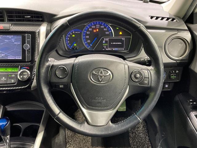 カローラフィールダー ハイブリッドＧ　純正ＳＤナビ　バックカメラ　禁煙車　ドラレコ　スマートキー　ビルトインＥＴＣ　オートライト　オートエアコン　Ｂｌｕｅｔｏｏｔｈ　ＬＥＤヘッドライト　プライバシーガラス　衝突安全ボディ（11枚目）