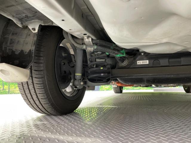 カローラフィールダー ハイブリッドＧ　純正ＳＤナビ　バックカメラ　禁煙車　ドラレコ　スマートキー　ビルトインＥＴＣ　オートライト　オートエアコン　Ｂｌｕｅｔｏｏｔｈ　ＬＥＤヘッドライト　プライバシーガラス　衝突安全ボディ（20枚目）