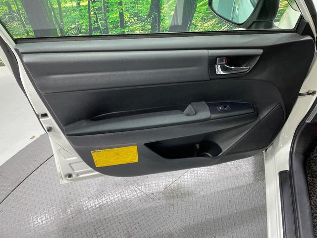 カローラフィールダー ハイブリッドＧ　純正ＳＤナビ　バックカメラ　禁煙車　ドラレコ　スマートキー　ビルトインＥＴＣ　オートライト　オートエアコン　Ｂｌｕｅｔｏｏｔｈ　ＬＥＤヘッドライト　プライバシーガラス　衝突安全ボディ（35枚目）