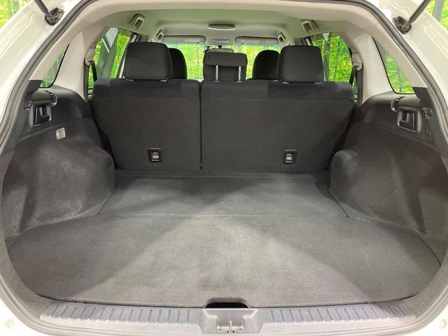 カローラフィールダー ハイブリッドＧ　純正ＳＤナビ　バックカメラ　禁煙車　ドラレコ　スマートキー　ビルトインＥＴＣ　オートライト　オートエアコン　Ｂｌｕｅｔｏｏｔｈ　ＬＥＤヘッドライト　プライバシーガラス　衝突安全ボディ（40枚目）