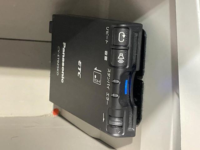 パッソ Ｘ　Ｇパッケージ　ＳＤナビ　バックカメラ　衝突被害軽減システム　禁煙車　ドラレコ　スマートキー　ＬＥＤヘッド　ＥＴＣ　純正１４インチアルミ　オートライト　オートエアコン　Ｂｌｕｅｔｏｏｔｈ　ＣＤ　ＤＶＤ再生　フルセグ（6枚目）