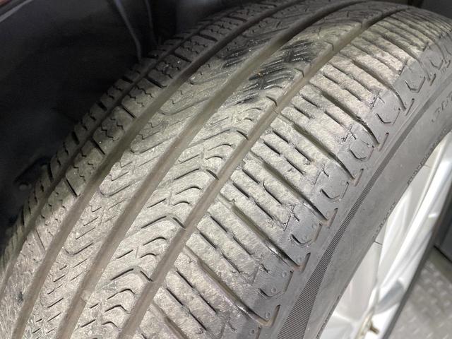 プリウスアルファ Ｓツーリングセレクション　純正８型ナビ　バックカメラ　禁煙車　ＬＥＤヘッド　ビルトインＥＴＣ　純正１７インチアルミ　オートライト　オートエアコン　Ｂｌｕｅｔｏｏｔｈ　ＣＤ　ＤＶＤ再生　フルセグ（48枚目）