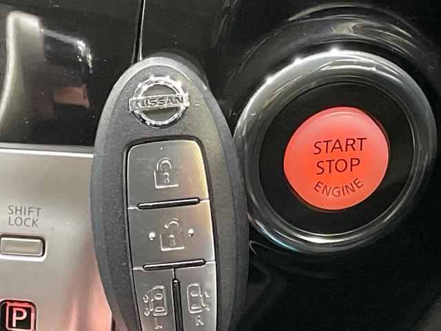 エルグランド ２５０ハイウェイスターアーバンクロム　両側電動ドア　ＨＤＤナビ　後席モニター　全周囲カメラ　禁煙車　コーナーセンサー　スマートキー　ＨＩＤヘッド　ビルトインＥＴＣ　純正１８インチアルミ　オートライト　デュアルエアコン　リアエアコン（30枚目）