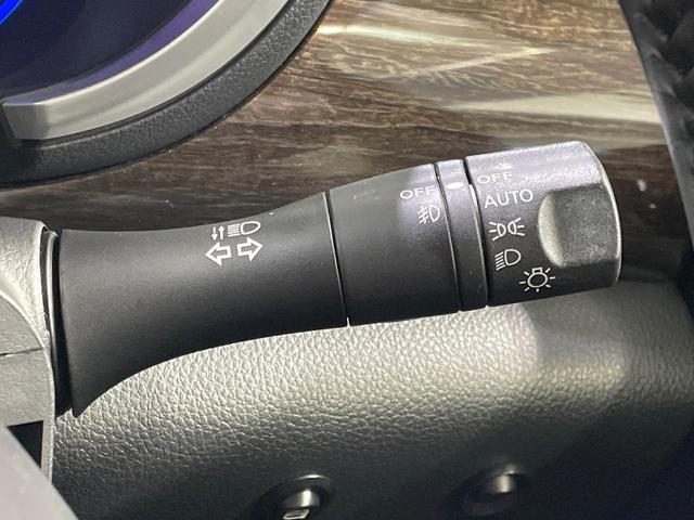 エルグランド ２５０ハイウェイスターアーバンクロム　両側電動ドア　ＨＤＤナビ　後席モニター　全周囲カメラ　禁煙車　コーナーセンサー　スマートキー　ＨＩＤヘッド　ビルトインＥＴＣ　純正１８インチアルミ　オートライト　デュアルエアコン　リアエアコン（39枚目）