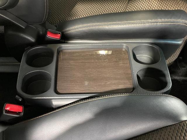 エルグランド ２５０ハイウェイスターアーバンクロム　両側電動ドア　ＨＤＤナビ　後席モニター　全周囲カメラ　禁煙車　コーナーセンサー　スマートキー　ＨＩＤヘッド　ビルトインＥＴＣ　純正１８インチアルミ　オートライト　デュアルエアコン　リアエアコン（44枚目）