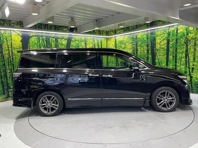 エルグランド ２５０ハイウェイスターアーバンクロム　両側電動ドア　ＨＤＤナビ　後席モニター　全周囲カメラ　禁煙車　コーナーセンサー　スマートキー　ＨＩＤヘッド　ビルトインＥＴＣ　純正１８インチアルミ　オートライト　デュアルエアコン　リアエアコン（52枚目）