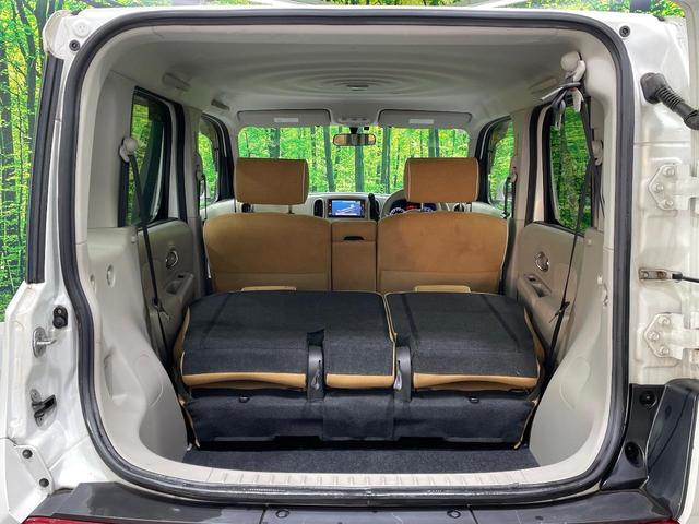 ���i�̂���������ʋ΁A���}���ɏ\���ȉ׎��X�y�[�X���m�ۂ��Ă���܂��B�Z�J���h�V�[�g��|���ƁA�傫�ȉו��̐ύڂ��\�ł���