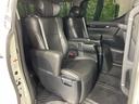 後部座席も気になるようなキズ・汚れやへたり等、大きなダメージはなく、良好な状態です。