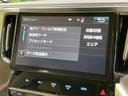 Ｖ　４ＷＤ　両側電動ドア　純正ＳＤナビ　バックカメラ　禁煙車　電動リアゲート　コーナーセンサー　スマートキー　ＬＥＤヘッド　ビルトインＥＴＣ　クルコン　純正１７インチアルミ　オートライト（26枚目）