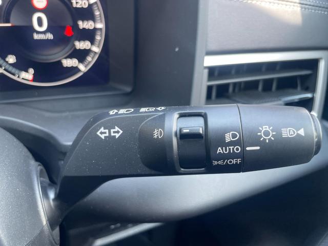 アウトランダーＰＨＥＶ Ｐ　１オーナー・ＢＯＳＥスピーカー・本革シート・純正ナビ・全周囲カメラ・ＥＴＣ２．０・３列シート・電動シート・電動リアゲート・ブラインドスポットモニター・障害物センサー・衝突軽減装置・レーンキープアシスト（51枚目）