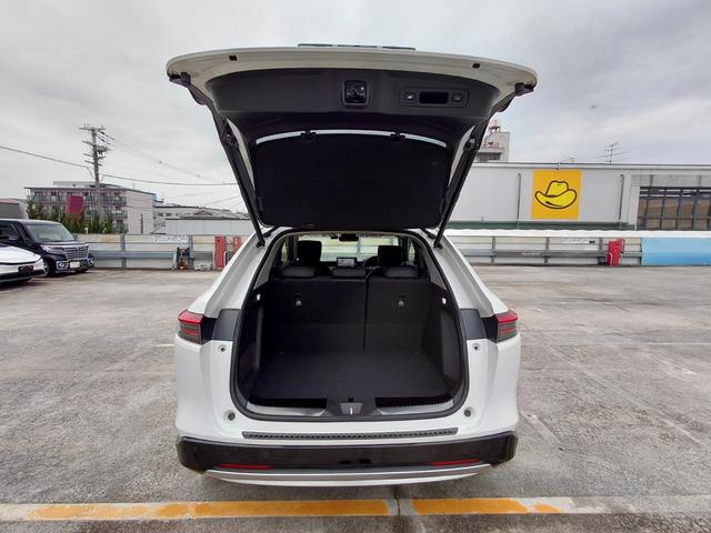 ヴェゼル e:HEV Z 純正ナビ・電動リアゲート・クルーズコントロール・全方位カメラ・ブラインドスポットモニター・衝突軽減装置・シートヒーター・オートマチックハイビーム・ワンオーナー・障害物センサー・ETC(8枚目)