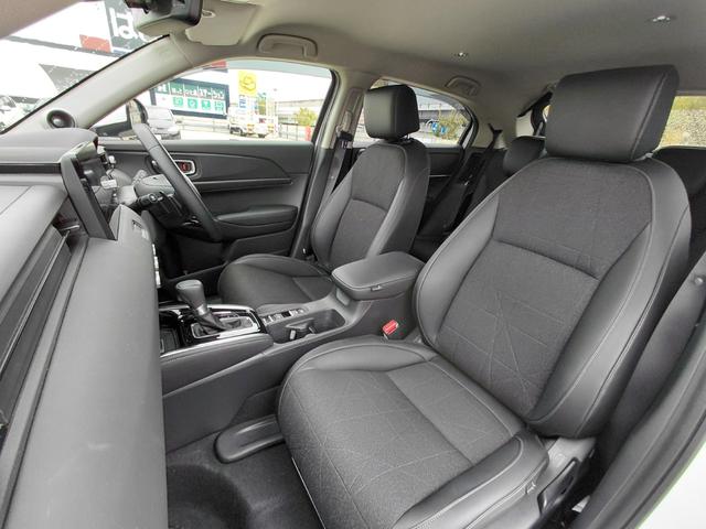 ヴェゼル e:HEV Z 純正ナビ・電動リアゲート・クルーズコントロール・全方位カメラ・ブラインドスポットモニター・衝突軽減装置・シートヒーター・オートマチックハイビーム・ワンオーナー・障害物センサー・ETC(14枚目)