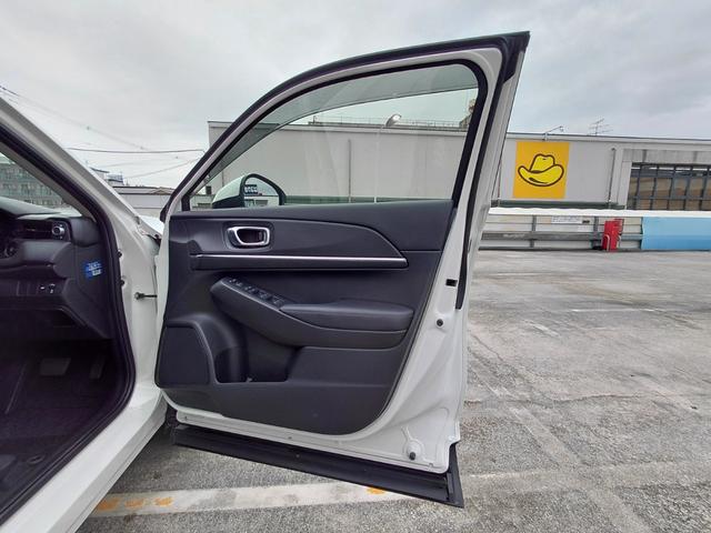 ヴェゼル e:HEV Z 純正ナビ・電動リアゲート・クルーズコントロール・全方位カメラ・ブラインドスポットモニター・衝突軽減装置・シートヒーター・オートマチックハイビーム・ワンオーナー・障害物センサー・ETC(31枚目)