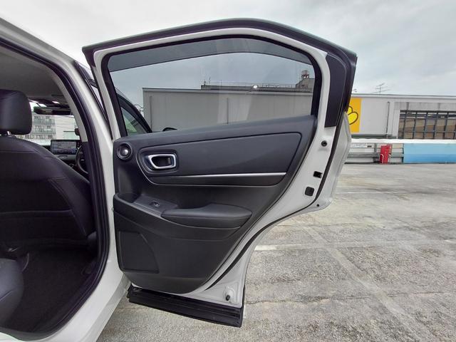 ヴェゼル e:HEV Z 純正ナビ・電動リアゲート・クルーズコントロール・全方位カメラ・ブラインドスポットモニター・衝突軽減装置・シートヒーター・オートマチックハイビーム・ワンオーナー・障害物センサー・ETC(32枚目)