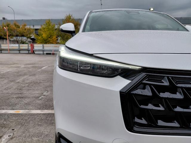 ヴェゼル e:HEV Z 純正ナビ・電動リアゲート・クルーズコントロール・全方位カメラ・ブラインドスポットモニター・衝突軽減装置・シートヒーター・オートマチックハイビーム・ワンオーナー・障害物センサー・ETC(44枚目)