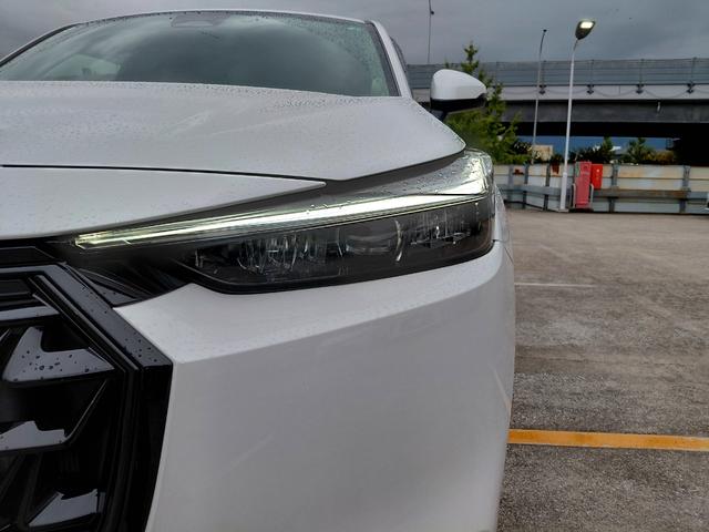 ヴェゼル e:HEV Z 純正ナビ・電動リアゲート・クルーズコントロール・全方位カメラ・ブラインドスポットモニター・衝突軽減装置・シートヒーター・オートマチックハイビーム・ワンオーナー・障害物センサー・ETC(45枚目)