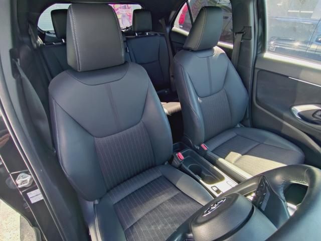 ヤリスクロス ハイブリッドZ シートヒーター・ETC・バックカメラ・電動シート・障害物センサー・衝突軽減ブレーキ・横滑り防止装置・クルーズコントロール・オートマチックハイビーム・ブレーキホールド・電動パーキング・純正アルミホイール(5枚目)