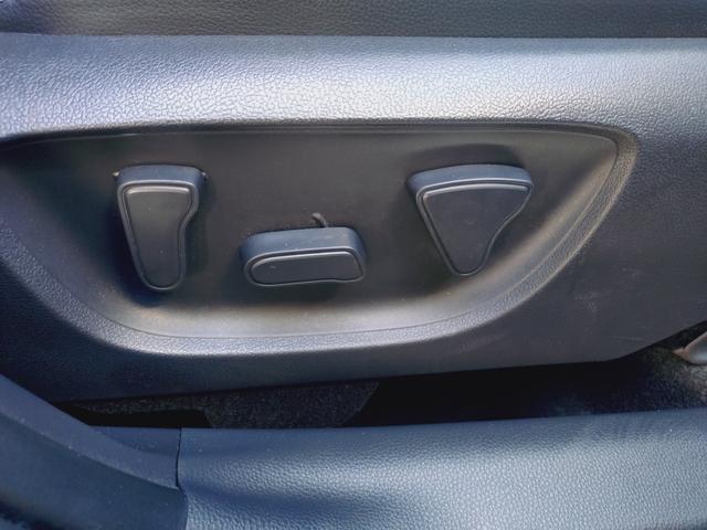 ヤリスクロス ハイブリッドZ シートヒーター・ETC・バックカメラ・電動シート・障害物センサー・衝突軽減ブレーキ・横滑り防止装置・クルーズコントロール・オートマチックハイビーム・ブレーキホールド・電動パーキング・純正アルミホイール(34枚目)