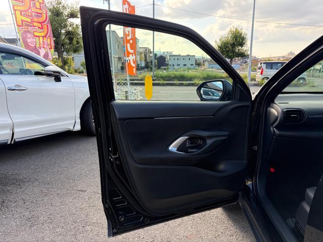 ヤリスクロス ハイブリッドZ シートヒーター・ETC・バックカメラ・電動シート・障害物センサー・衝突軽減ブレーキ・横滑り防止装置・クルーズコントロール・オートマチックハイビーム・ブレーキホールド・電動パーキング・純正アルミホイール(37枚目)