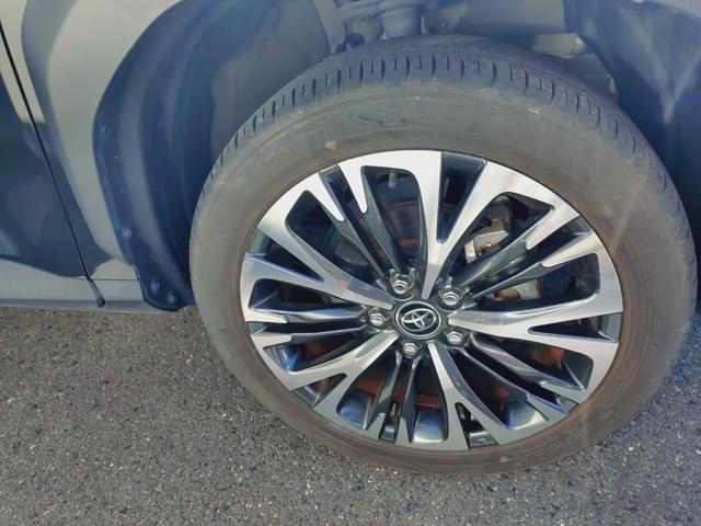 ヤリスクロス ハイブリッドZ シートヒーター・ETC・バックカメラ・電動シート・障害物センサー・衝突軽減ブレーキ・横滑り防止装置・クルーズコントロール・オートマチックハイビーム・ブレーキホールド・電動パーキング・純正アルミホイール(40枚目)