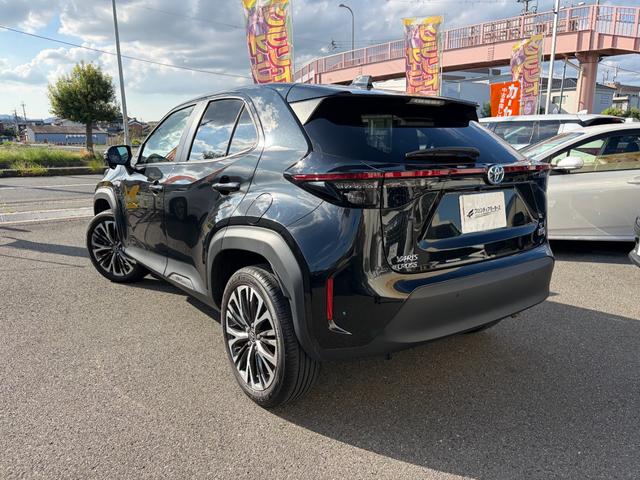 ヤリスクロス ハイブリッドZ シートヒーター・ETC・バックカメラ・電動シート・障害物センサー・衝突軽減ブレーキ・横滑り防止装置・クルーズコントロール・オートマチックハイビーム・ブレーキホールド・電動パーキング・純正アルミホイール(50枚目)