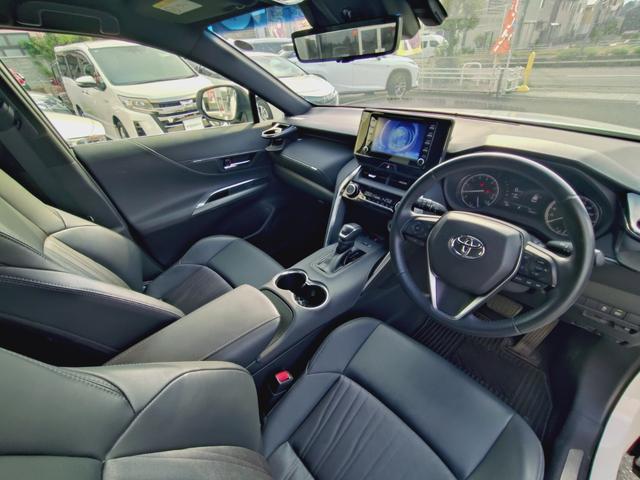 ハリアー G 禁煙車・純正ナビ・バックカメラ・ETC・電動シート・電動リアゲート・衝突軽減装置・横滑り防止装置・クルーズコントロール・Wエアコン・オートマチックハイビーム・フォグランプ・ABS・パワステ(3枚目)