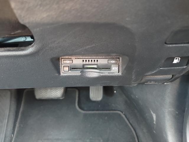 プリウス SセーフティプラスII 純正ナビ・バックカメラ・ETC・ドラレコ・ブラインドスポットモニター・衝突軽減ブレーキ・横滑り防止装置・障害物センサー・オートマチックハイビーム・純正アルミホイール・スマートキー(29枚目)