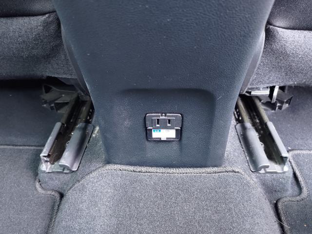 プリウス SセーフティプラスII 純正ナビ・バックカメラ・ETC・ドラレコ・ブラインドスポットモニター・衝突軽減ブレーキ・横滑り防止装置・障害物センサー・オートマチックハイビーム・純正アルミホイール・スマートキー(31枚目)