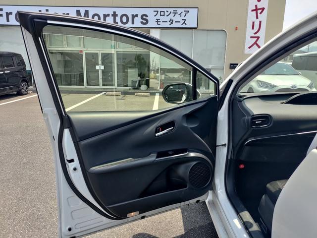 プリウス SセーフティプラスII 純正ナビ・バックカメラ・ETC・ドラレコ・ブラインドスポットモニター・衝突軽減ブレーキ・横滑り防止装置・障害物センサー・オートマチックハイビーム・純正アルミホイール・スマートキー(36枚目)