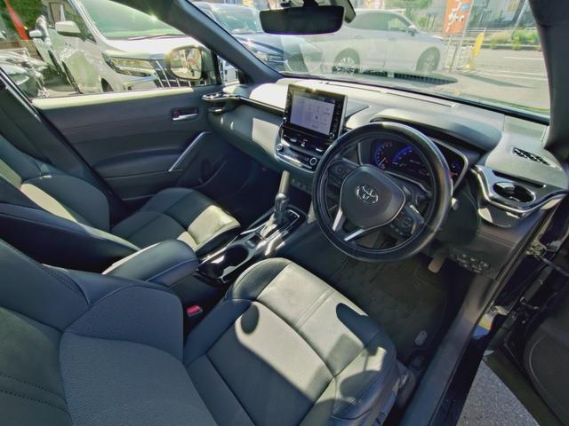 カローラクロス ハイブリッド Z フルエアロ(モデリスタ)・シートヒーター・ETC・電動シート・電動リアゲート・横滑り防止装置・ブラインドスポットモニター・衝突軽減ブレーキ・オートマチックハイビーム・純正アルミホイール・ドラレコ(4枚目)