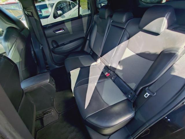 カローラクロス ハイブリッド Z フルエアロ(モデリスタ)・シートヒーター・ETC・電動シート・電動リアゲート・横滑り防止装置・ブラインドスポットモニター・衝突軽減ブレーキ・オートマチックハイビーム・純正アルミホイール・ドラレコ(10枚目)