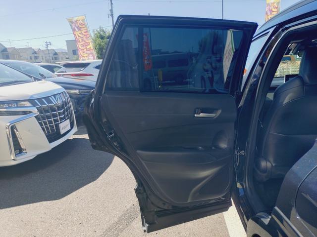 カローラクロス ハイブリッド Z フルエアロ(モデリスタ)・シートヒーター・ETC・電動シート・電動リアゲート・横滑り防止装置・ブラインドスポットモニター・衝突軽減ブレーキ・オートマチックハイビーム・純正アルミホイール・ドラレコ(37枚目)