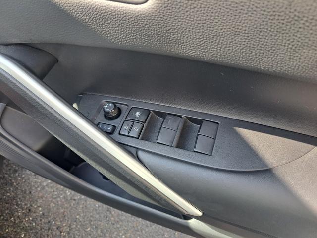 カローラクロス ハイブリッド Z 全周囲カメラ・ブラインドスポットモニター・ディスプレイオーディオ・ETC・電動リアゲート・オーディオディスプレイ・ルーフレール(20枚目)