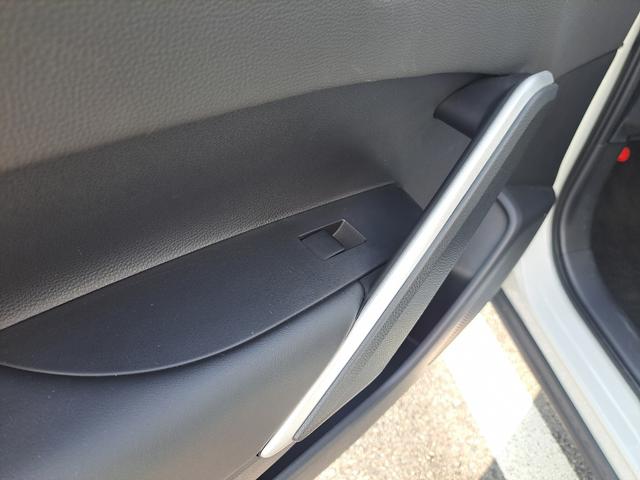 カローラクロス ハイブリッド Z 全周囲カメラ・ブラインドスポットモニター・ディスプレイオーディオ・ETC・電動リアゲート・オーディオディスプレイ・ルーフレール(48枚目)