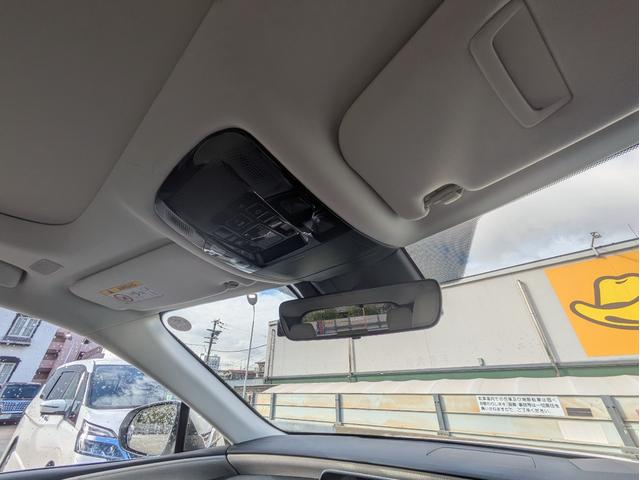 RX RX450h+ バージョンL パノラマルーフ/モデリスタフルエアロ/ワンオーナー/純正ナビ/フルセグTV/全周囲カメラ/ETC/パワーバックドア/本革シート/電動シート/シートヒーター/シートエアコン/衝突軽減ブレーキ(23枚目)