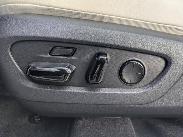 RX RX450h+ バージョンL パノラマルーフ/モデリスタフルエアロ/ワンオーナー/純正ナビ/フルセグTV/全周囲カメラ/ETC/パワーバックドア/本革シート/電動シート/シートヒーター/シートエアコン/衝突軽減ブレーキ(29枚目)