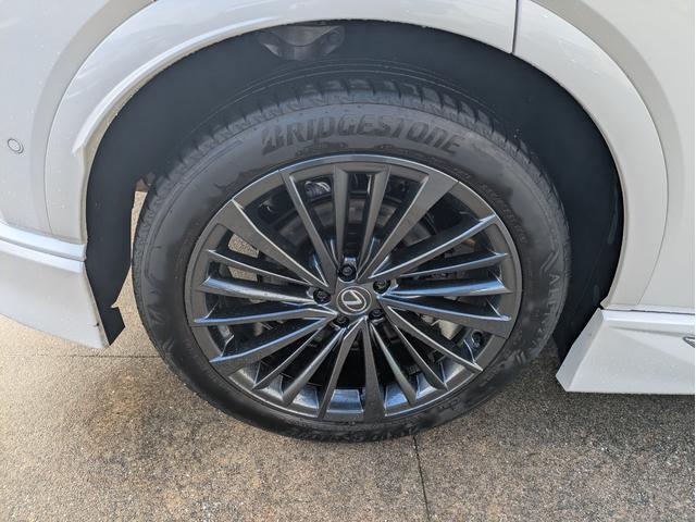 RX RX450h+ バージョンL パノラマルーフ/モデリスタフルエアロ/ワンオーナー/純正ナビ/フルセグTV/全周囲カメラ/ETC/パワーバックドア/本革シート/電動シート/シートヒーター/シートエアコン/衝突軽減ブレーキ(35枚目)