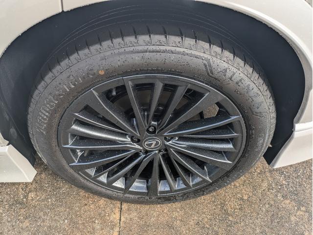 RX RX450h+ バージョンL パノラマルーフ/モデリスタフルエアロ/ワンオーナー/純正ナビ/フルセグTV/全周囲カメラ/ETC/パワーバックドア/本革シート/電動シート/シートヒーター/シートエアコン/衝突軽減ブレーキ(38枚目)