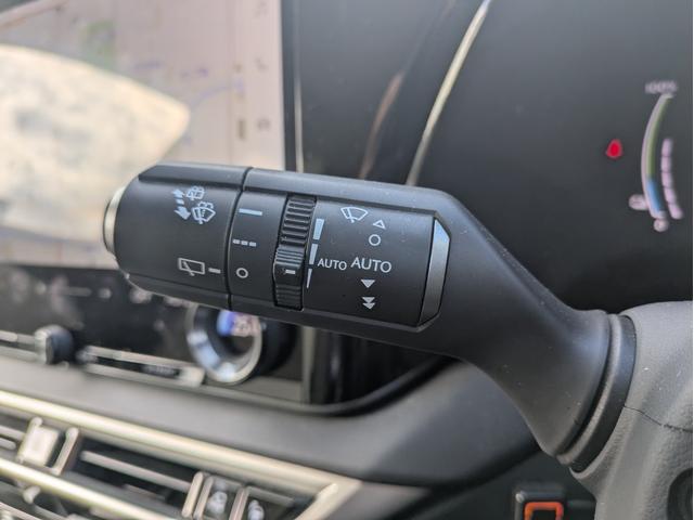 RX RX450h+ バージョンL パノラマルーフ/モデリスタフルエアロ/ワンオーナー/純正ナビ/フルセグTV/全周囲カメラ/ETC/パワーバックドア/本革シート/電動シート/シートヒーター/シートエアコン/衝突軽減ブレーキ(40枚目)