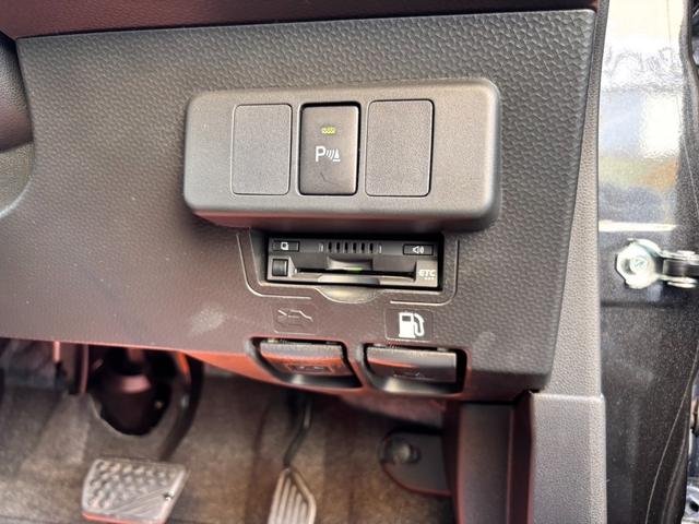 タンク G 両側パワースライドドア・純正ナビ・Bカメラ・フルセグTV・Bluetooth接続・シートヒーター・アイドリングストップ・クルーズコントロール・衝突軽減ブレーキ・レーンキープアシスト・オートハイビーム(21枚目)