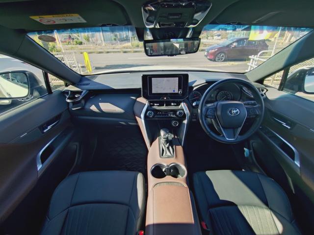 ハリアー G バックカメラ・ETC・フルセグTV・レーダークルーズコントロール・ブラインドスポットモニター・障害物センサー・衝突軽減ブレーキ・車線逸脱警報・横滑り防止装置・電動シート・純正アルミホイール(3枚目)