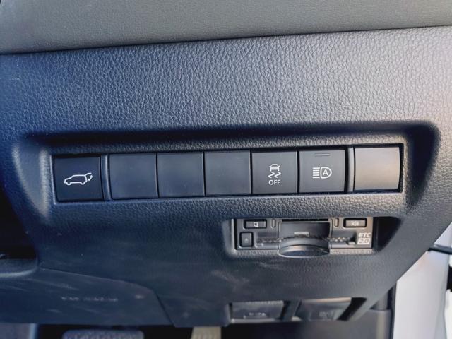 ハリアー G バックカメラ・ETC・フルセグTV・レーダークルーズコントロール・ブラインドスポットモニター・障害物センサー・衝突軽減ブレーキ・車線逸脱警報・横滑り防止装置・電動シート・純正アルミホイール(22枚目)