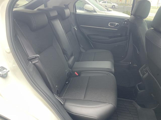 ヴェゼル e:HEV Z 純正ナビ・全周囲カメラ・クルーズコントロール・障害物センサー・レーンキープアシスト・ステアリングヒーター・横滑り防止装置・シートヒーター・ETC・ドラレコ(6枚目)