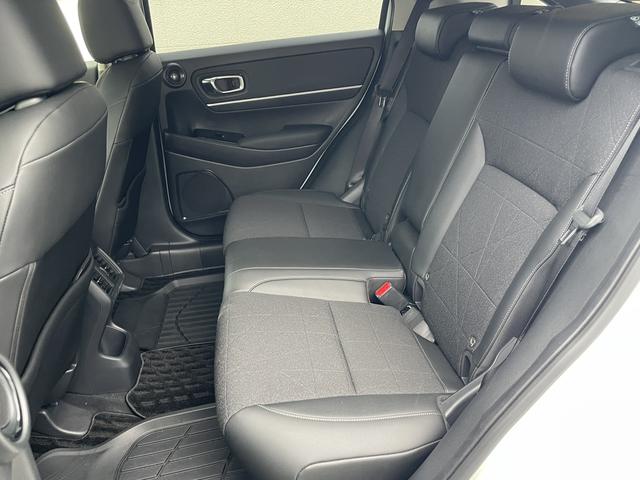 ヴェゼル e:HEV Z 純正ナビ・全周囲カメラ・クルーズコントロール・障害物センサー・レーンキープアシスト・ステアリングヒーター・横滑り防止装置・シートヒーター・ETC・ドラレコ(10枚目)