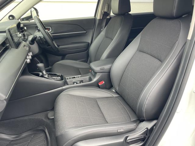 ヴェゼル e:HEV Z 純正ナビ・全周囲カメラ・クルーズコントロール・障害物センサー・レーンキープアシスト・ステアリングヒーター・横滑り防止装置・シートヒーター・ETC・ドラレコ(13枚目)