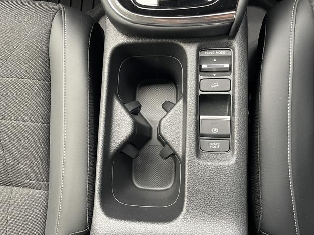 ヴェゼル e:HEV Z 純正ナビ・全周囲カメラ・クルーズコントロール・障害物センサー・レーンキープアシスト・ステアリングヒーター・横滑り防止装置・シートヒーター・ETC・ドラレコ(26枚目)