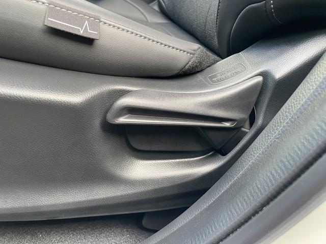 ヴェゼル e:HEV Z 純正ナビ・全周囲カメラ・クルーズコントロール・障害物センサー・レーンキープアシスト・ステアリングヒーター・横滑り防止装置・シートヒーター・ETC・ドラレコ(36枚目)