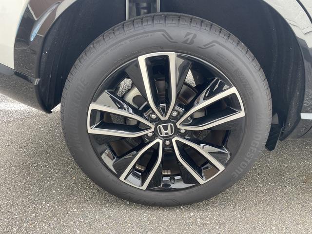 ヴェゼル e:HEV Z 純正ナビ・全周囲カメラ・クルーズコントロール・障害物センサー・レーンキープアシスト・ステアリングヒーター・横滑り防止装置・シートヒーター・ETC・ドラレコ(41枚目)