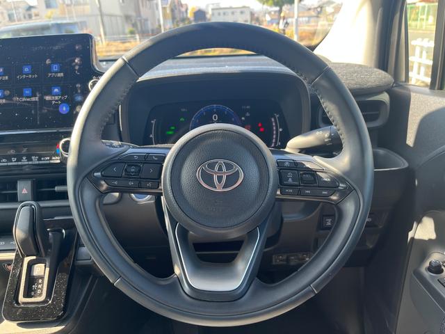 シエンタ ハイブリッドZ 10.5インチディスプレイオーディオ・後席モニター・両側電動スライドドア・3列シート・バックカメラ・衝突軽減装置・クルーズコントロール・障害物センサー・横滑り防止装置・オートマチックハイビーム(14枚目)