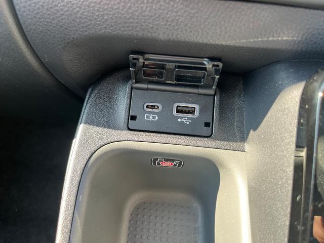 シエンタ ハイブリッドZ 10.5インチディスプレイオーディオ・後席モニター・両側電動スライドドア・3列シート・バックカメラ・衝突軽減装置・クルーズコントロール・障害物センサー・横滑り防止装置・オートマチックハイビーム(24枚目)